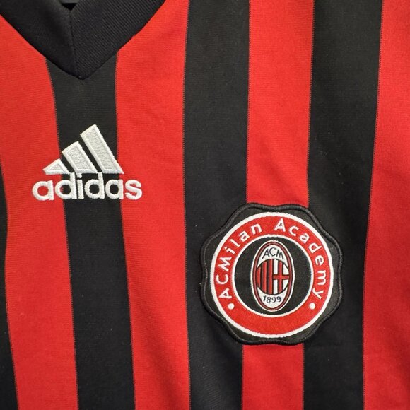Milan Academy Jersey Football Shirt Red White Adidas 694853 Trikot Mens Size S - Picture 2 of 7